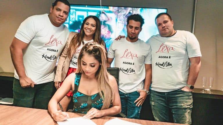 Lexa assina contrato com a Kondzilla Records