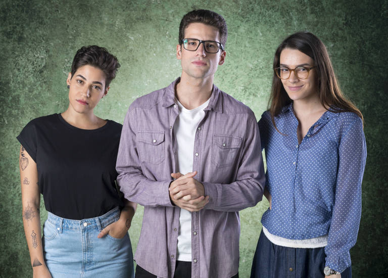 Thaissa (Yasmin Gomlevsky), Felipe (Arthur Sales) e Evelyn (Mariana Molina)