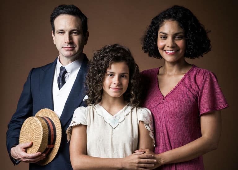 João Aranha ( Caco Ciocler ), Shirley ( Barbara Reis ) e Inês ( Gabriella Saraivah )