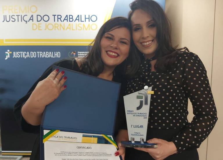 TV Aparecida recebe premiação