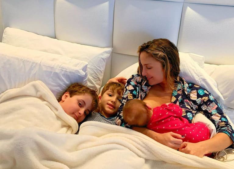 Claudia Leitte e os filhos