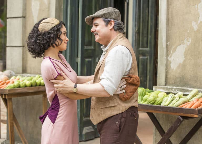 Inês (Carol Macedo) e Afonso (Cássio Gabus Mendes)