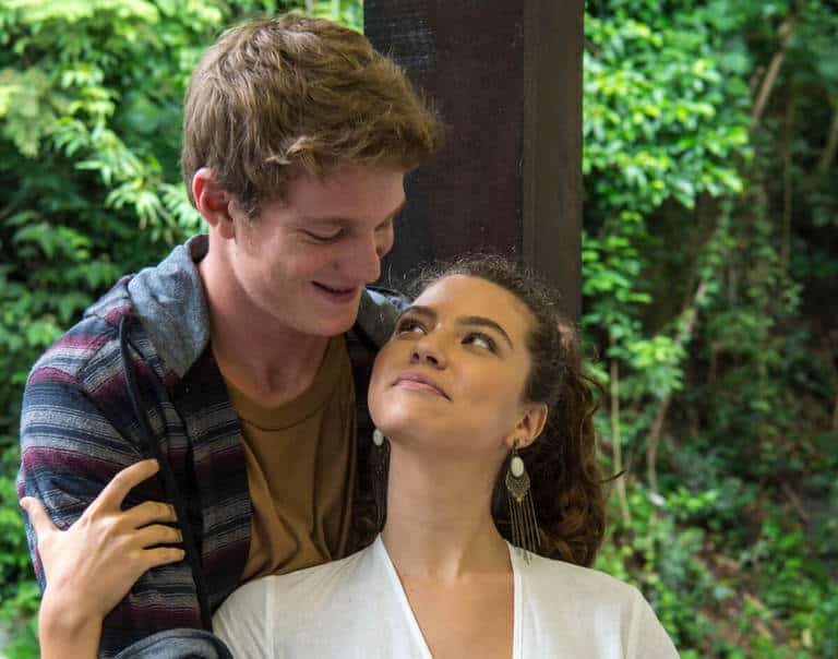 Filipe (Pedro Novaes) e Rita (Alanis Guillen)