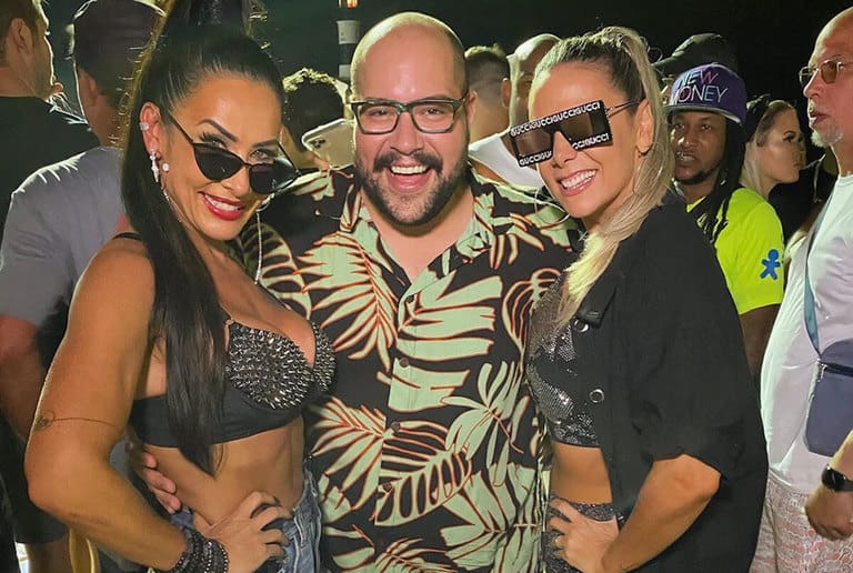 Tiago Abravanel, Scheila Carvalho e Carla Perez