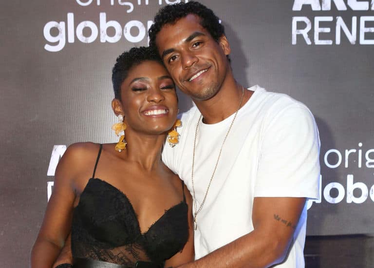 Erika Januza e Marcelo Melo Jr no lançamento de Arcanjo Renegado