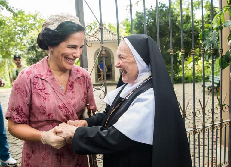 Glória Pires e Nicette Bruno nas gravações de Éramos Seis