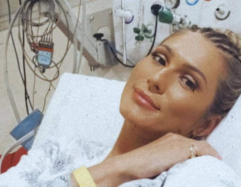 Lívia Andrade no hospital
