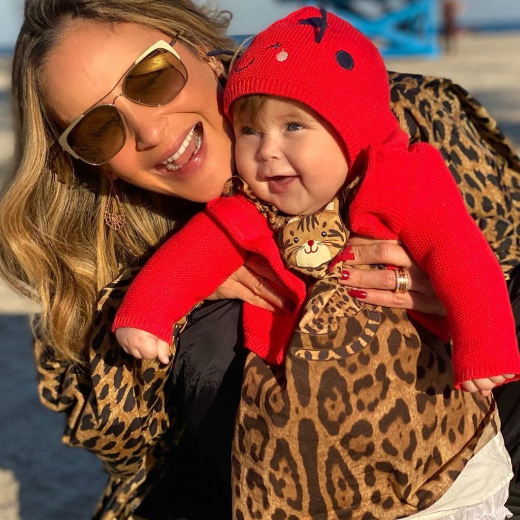 Claudia Leitte e a filha, Bela