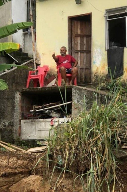 Casa do pai de Babu Santana