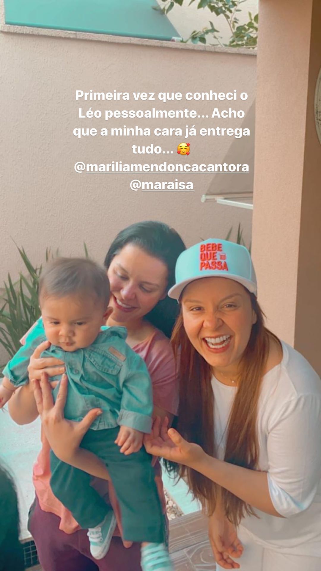 Maiara e Maraísa conhecem Léo