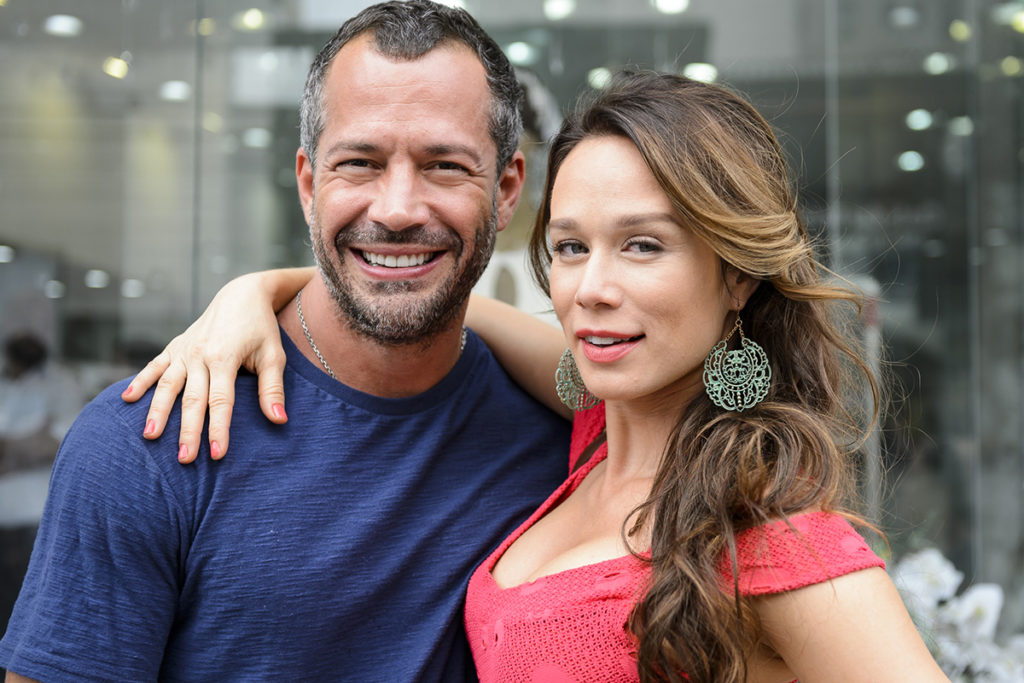 Tancinha (Mariana Ximenes) e Apolo (Malvino Salvador) na novela Haja Coração