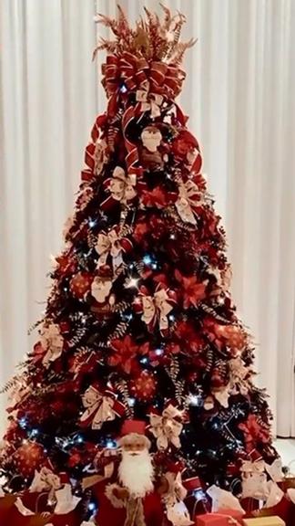Árvore de Natal da Andressa Suita