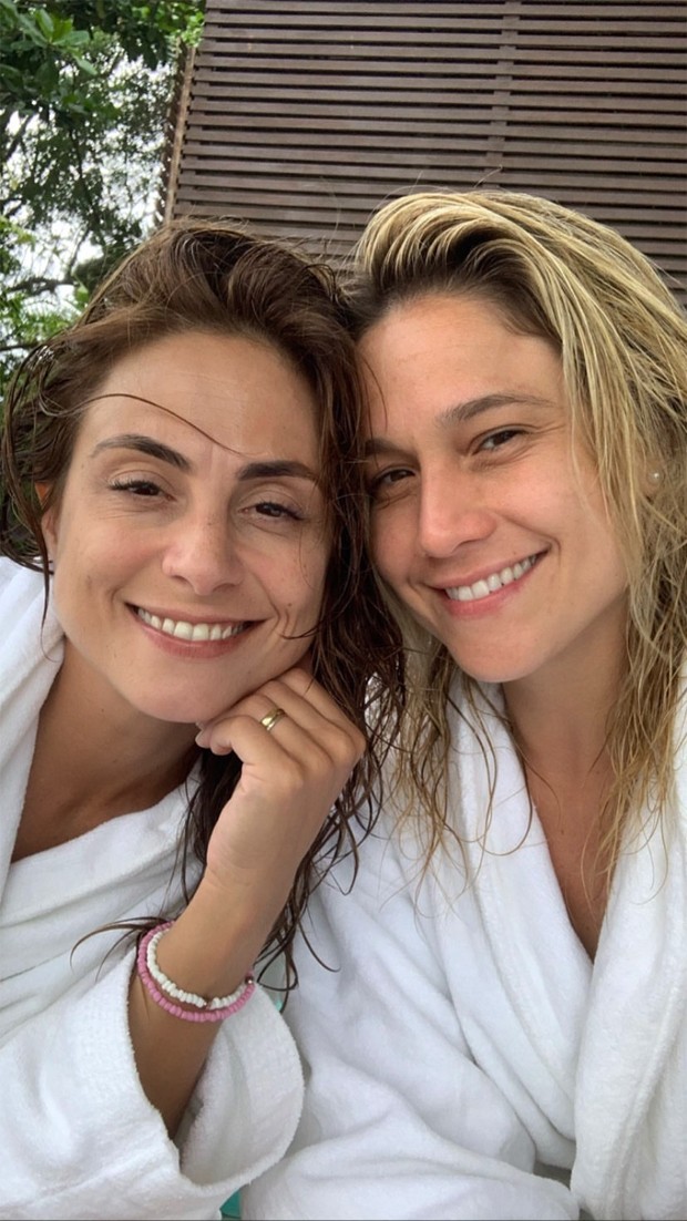 Fernanda Gentil e a esposa, Priscila Montandon