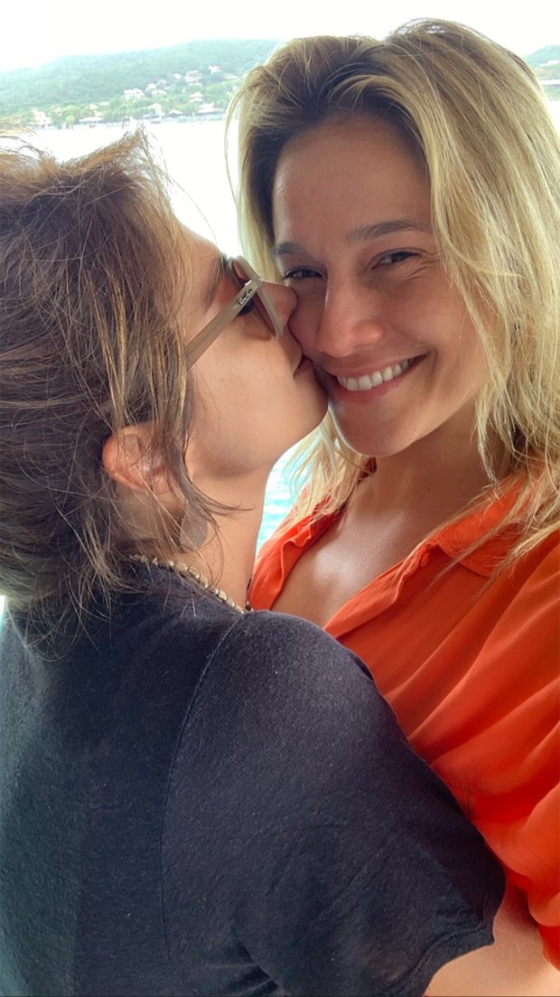 Fernanda Gentil e a esposa, Priscila Montandon