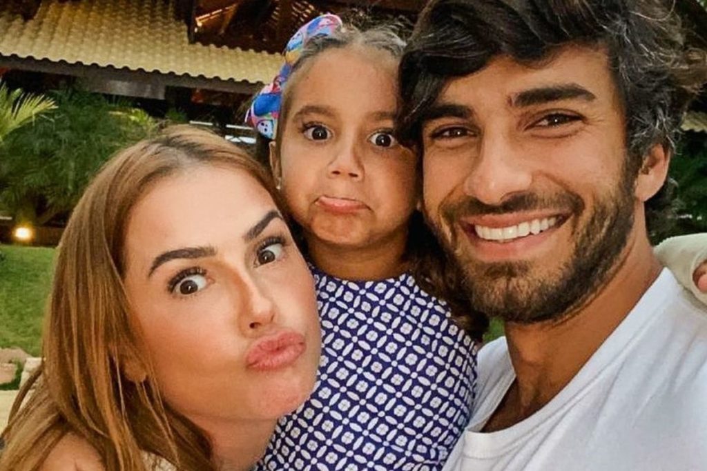 Deborah Secco e Hugo Moura