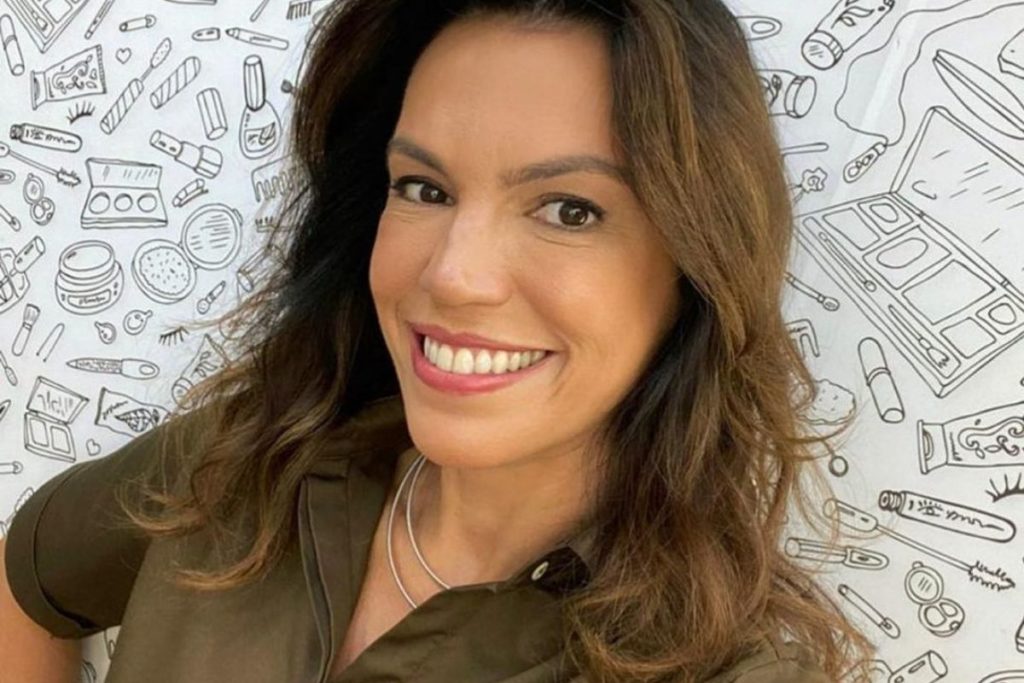 Ana Paula Araújo
