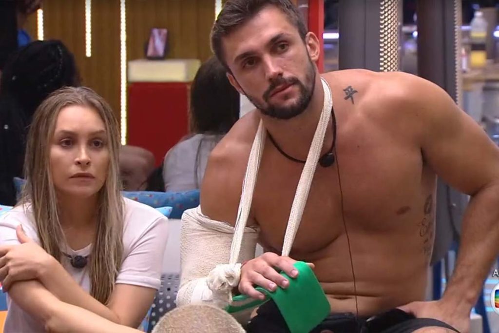 Carla Diaz e Arthur