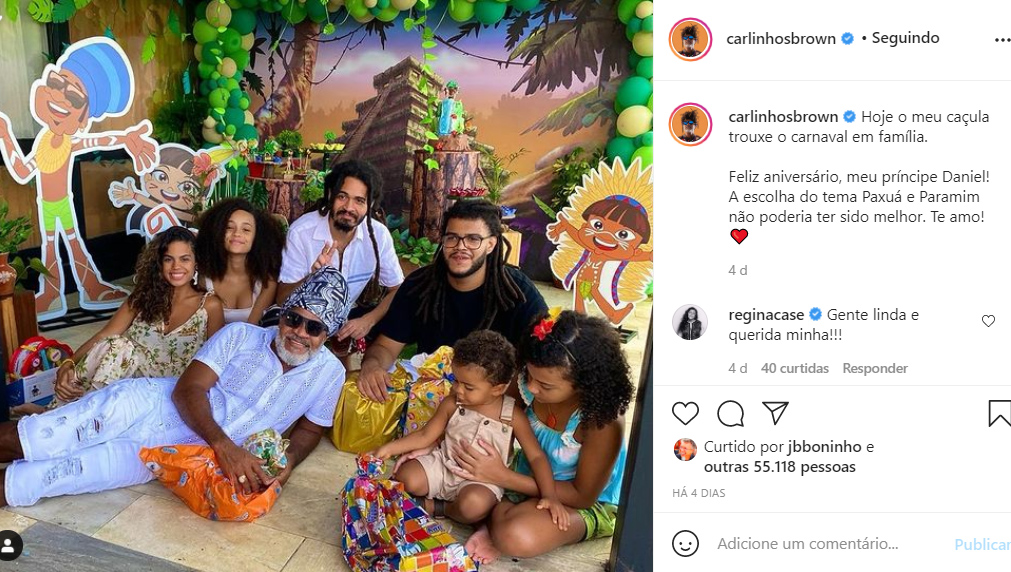 Carlinhos Brown com os filhos