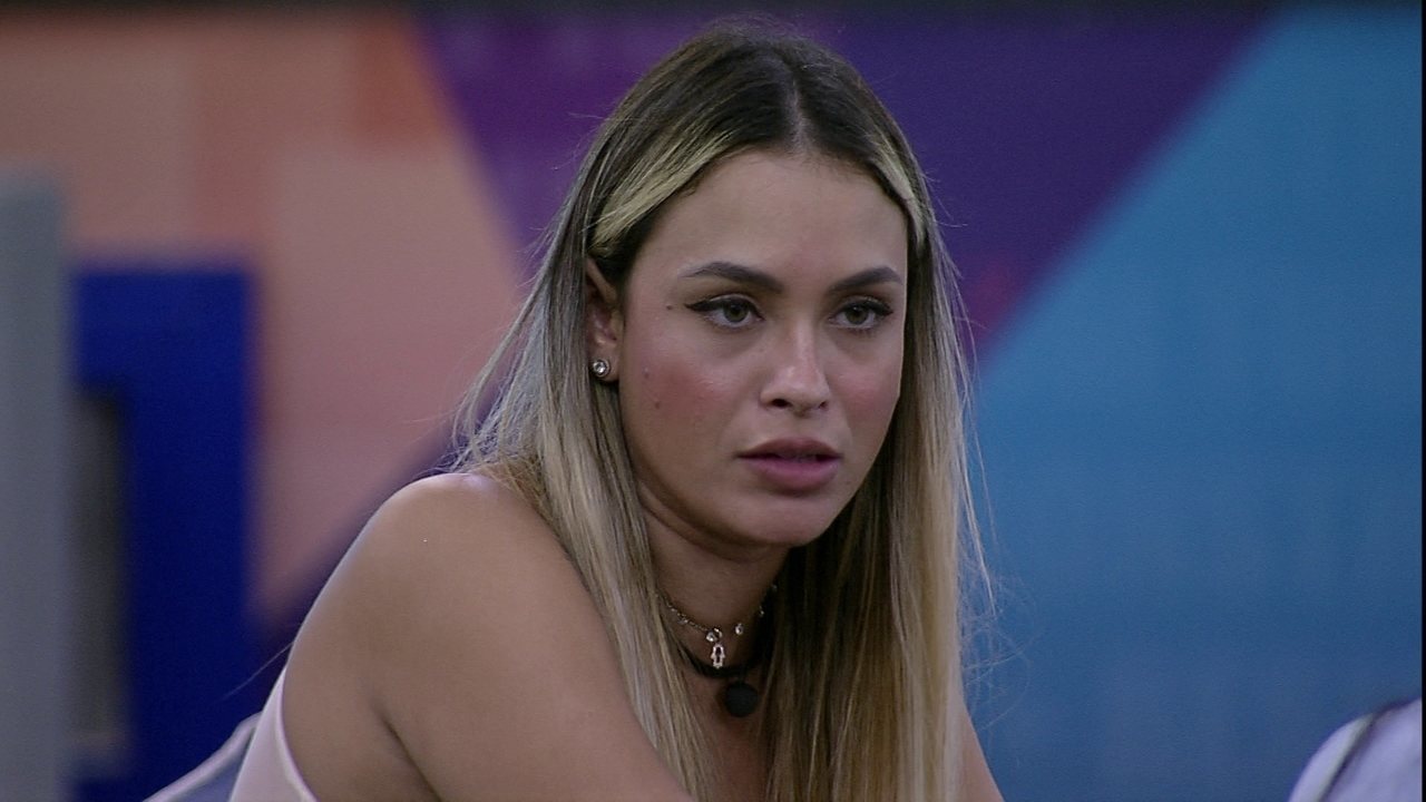 Sarah opina sobre o paredão do BBB21