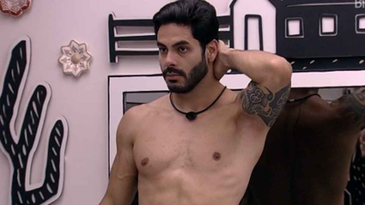 Rodolffo pede desculpas a João após fala polêmica no BBB21