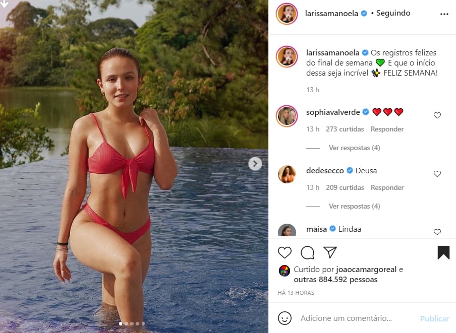 Larissa Manoela arrasa em fotos de biquíni - Crédito: Reprodução / Instagram