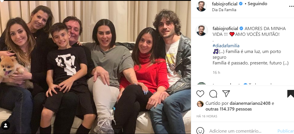 Fábio Jr mostra foto inédita com os cinco filhos e a esposa - Crédito: Reprodução / Instagram