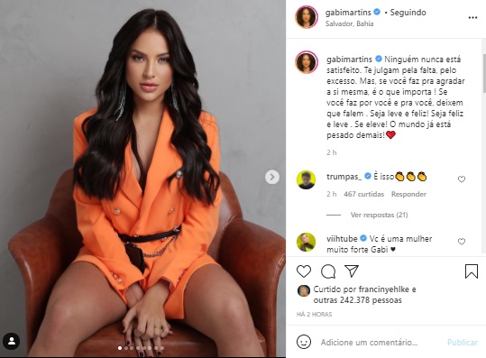 Gabi Martins se pronuncia sobre críticas por mudança no rosto