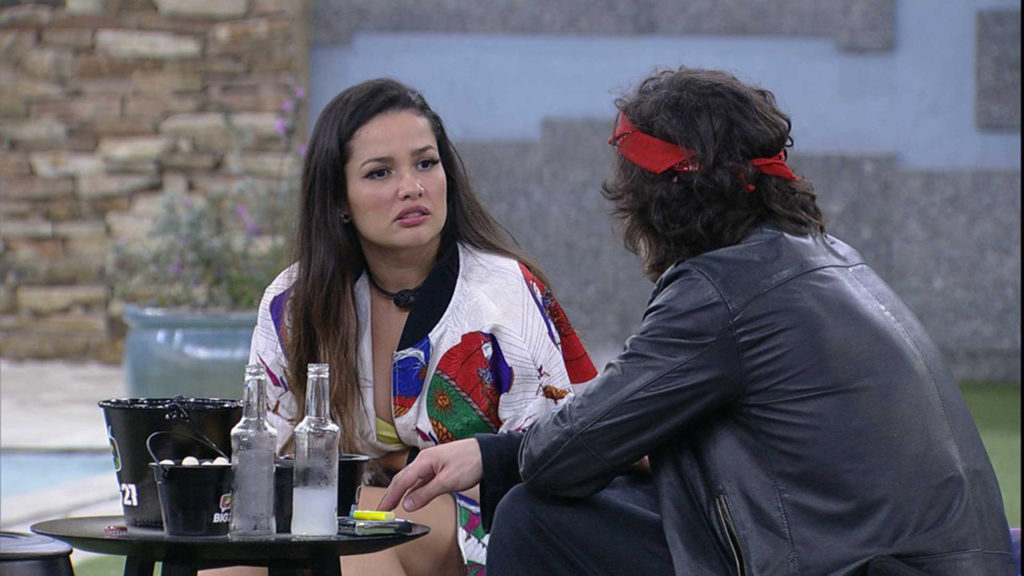 Juliette e Fiuk na última madrugada no BBB21 - Crédito: Reprodução / Globo