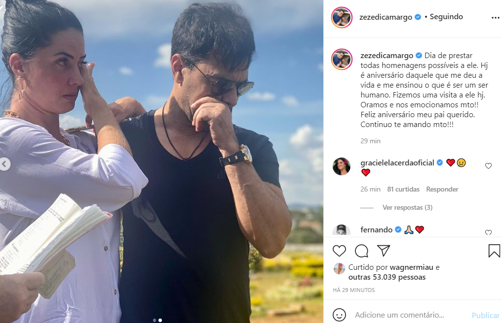 Zezé Di Camargo fica emocionado ao visitar o túmulo do pai, Francisco Camargo - Crédito: Reprodução / Instagram