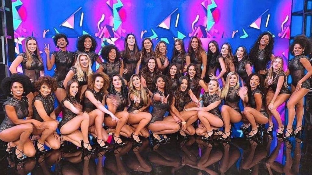 Bailarinas do Faustão se despedem do apresentador. Foto: Reprodução/Instagram