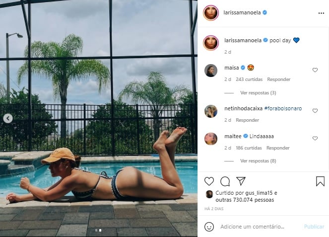 Larissa Manoela esbanja beleza em dia na piscina