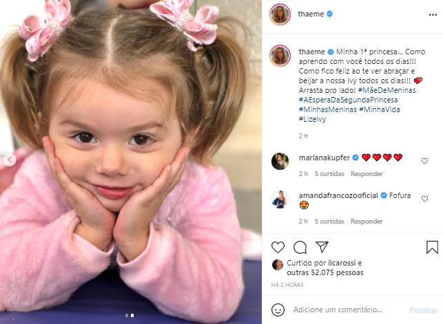 Filha de Thaeme Mariôto rouba a cena em nova foto