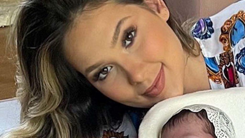 Virginia Fonseca mostra os bastidores do ensaio newborn da filha - Crédito: Reprodução / Instagram