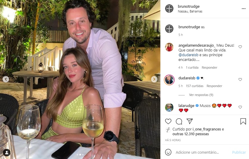 Duda Reis surge em clima de romance com novo namorado