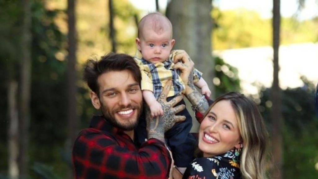 Lucas Lucco, Lorena Carvalho e filho, Luca