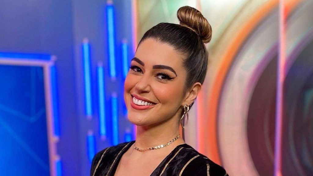 Vivian Amorim revela que está grávida