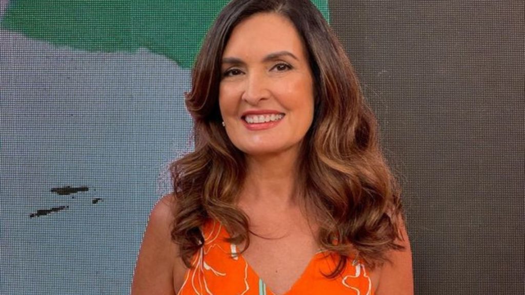 Fátima Bernardes comemora 52 anos do Jornal Nacional. Foto: Reprodução/Instagram