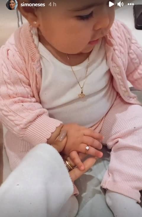 Zaya, filha de Simone e Kaká Diniz - Crédito: Reprodução / Instagram