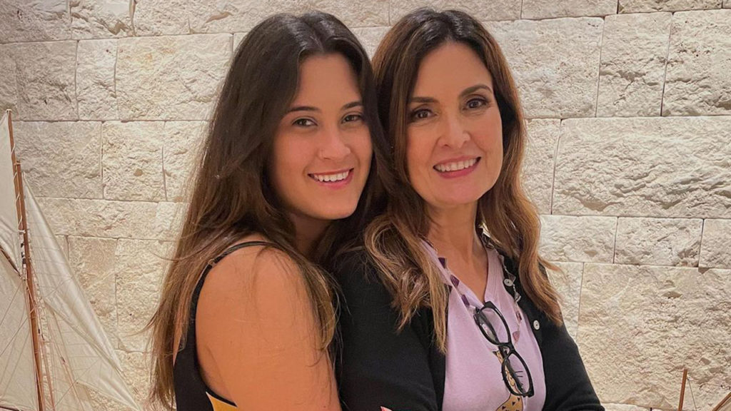 Beatriz Bonemer e Fátima Bernardes - Crédito: Reprodução / Instagram