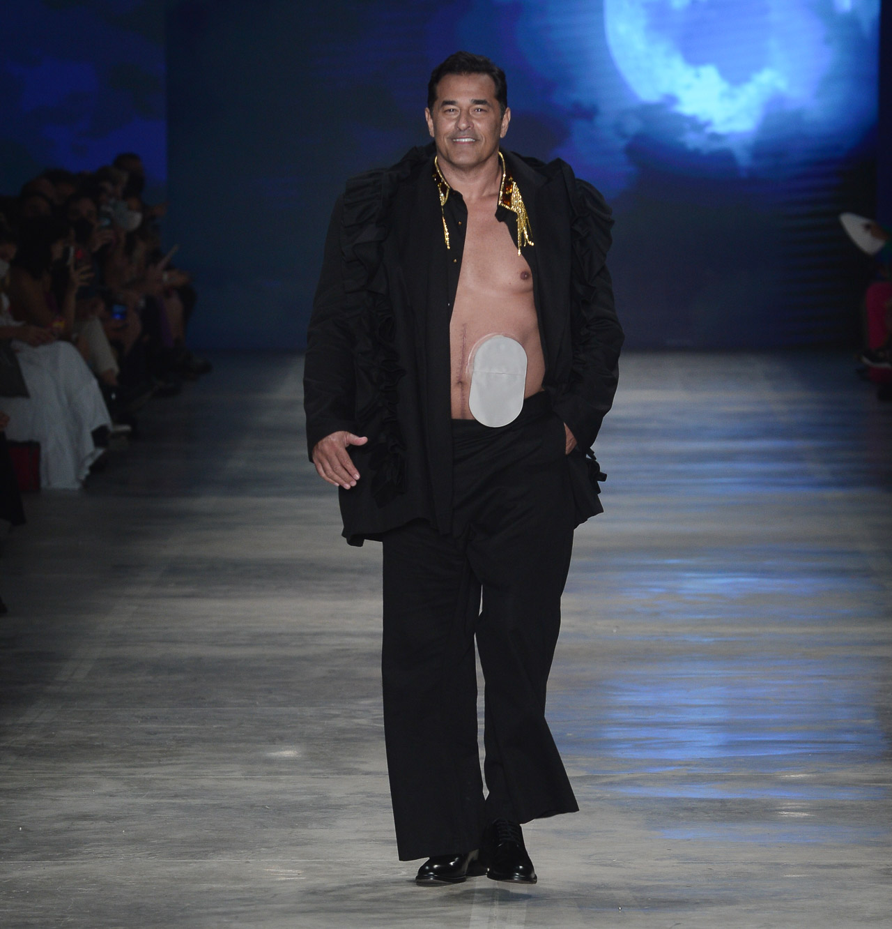 Luciano Szafir no desfile de Walério Araújo no SPFW - Crédito: Francisco Cepeda/AgNews