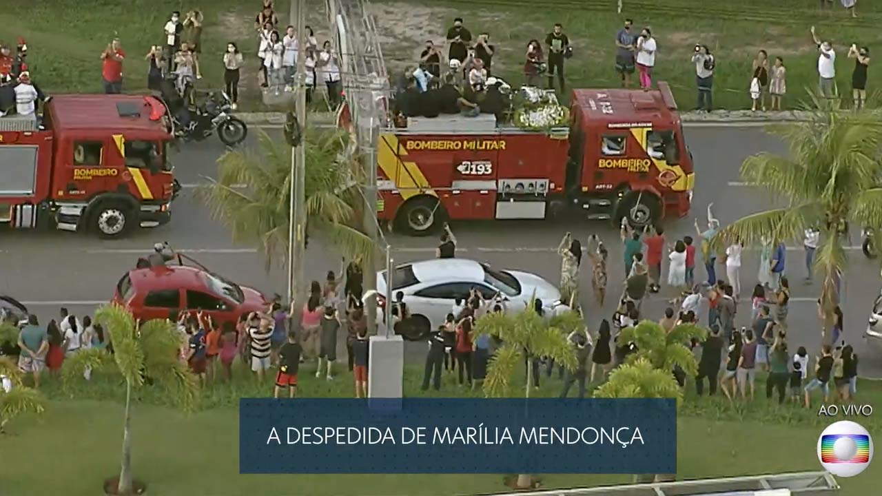 Cortejo para a despedida de Marília Mendonça - Crédito: Reprodução / Globo