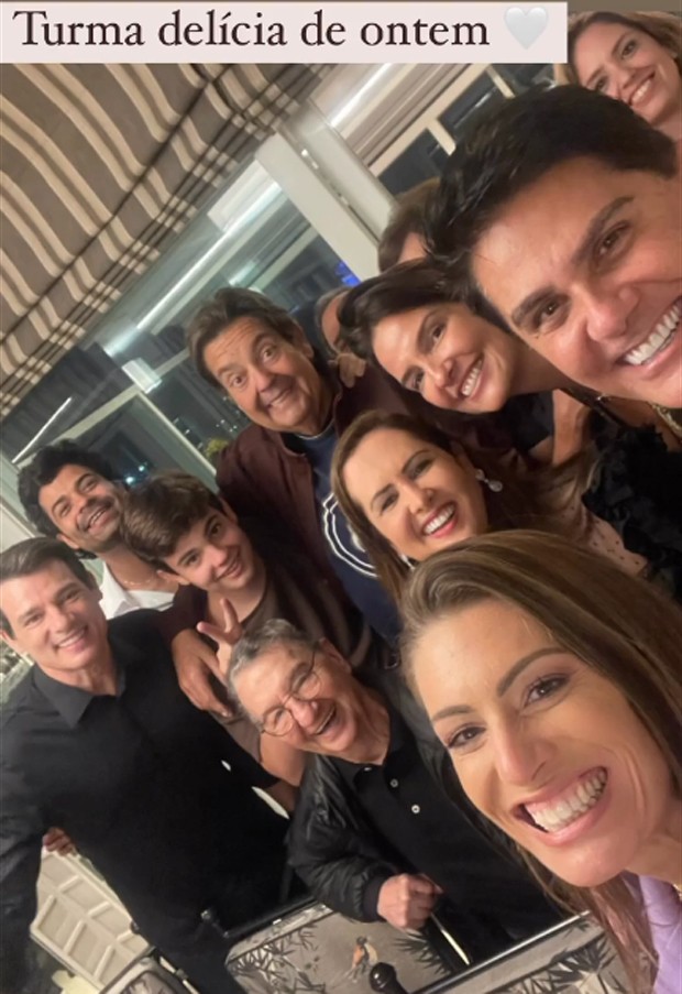 Faustão reúne amigos famosos - Crédito: Reprodução / Instagram