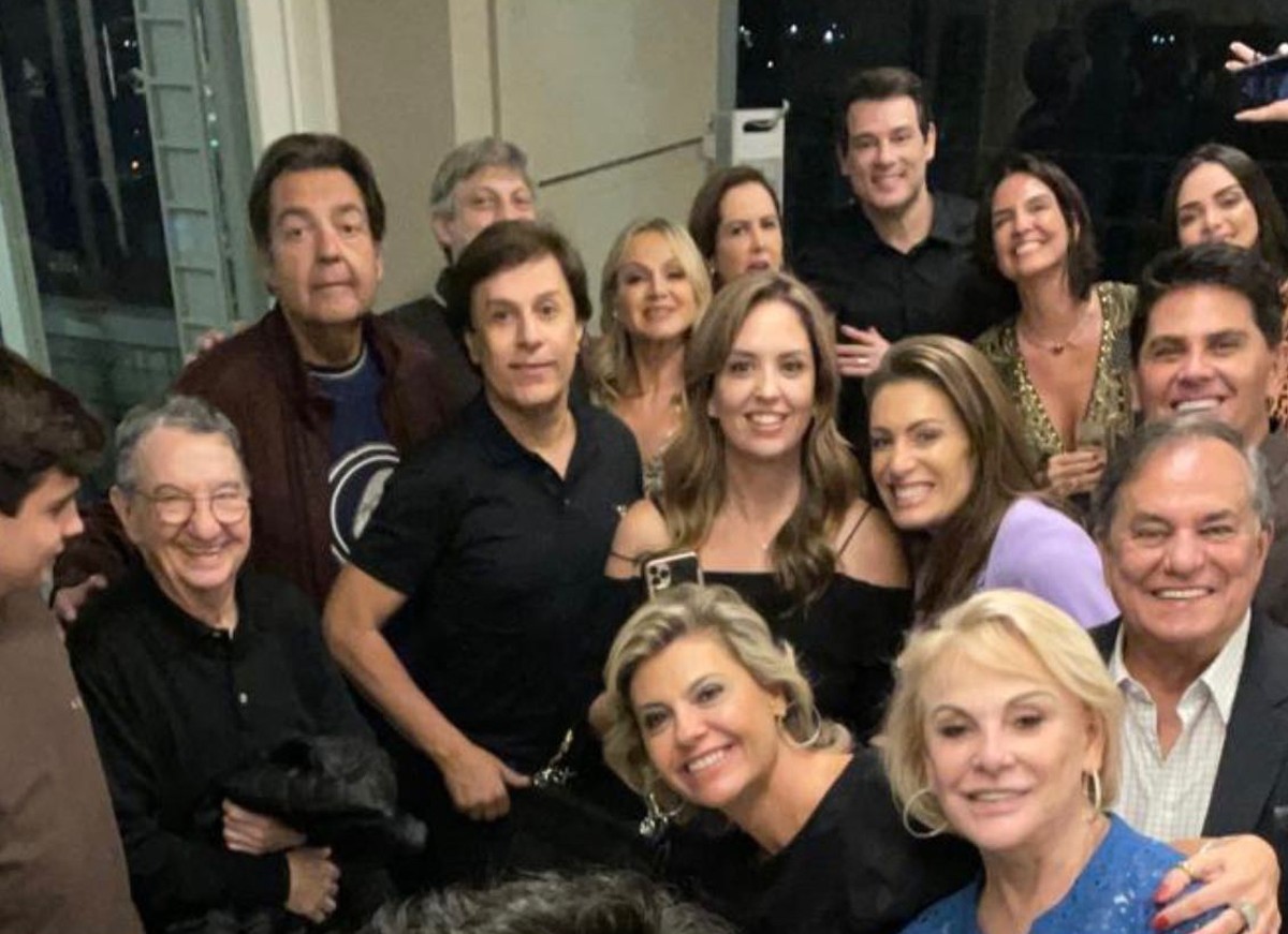 Faustão reúne amigos famosos - Crédito: Reprodução / Instagram