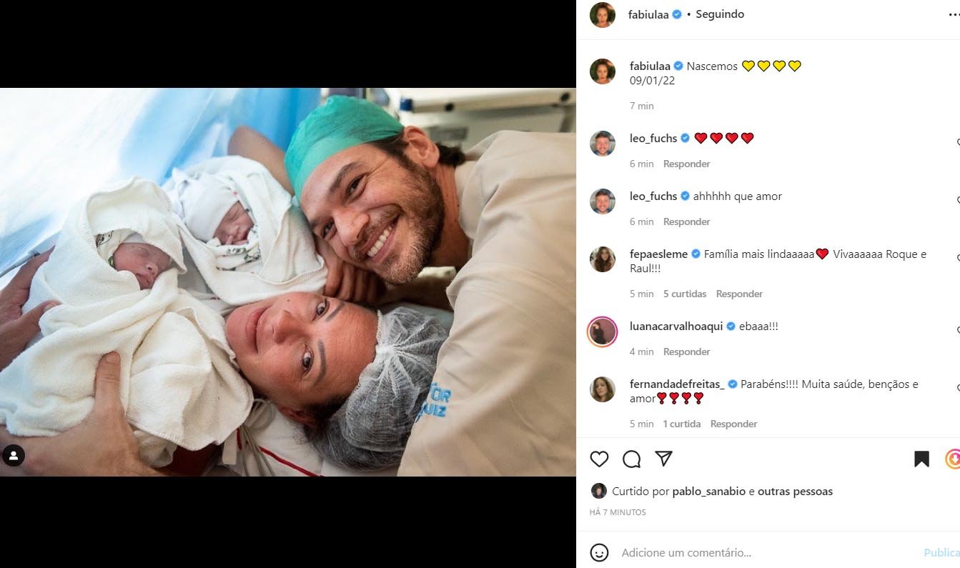 Emilio Dantas e Fabiula Nascimento com os filhos gêmeos - Crédito: Reprodução / Instagram