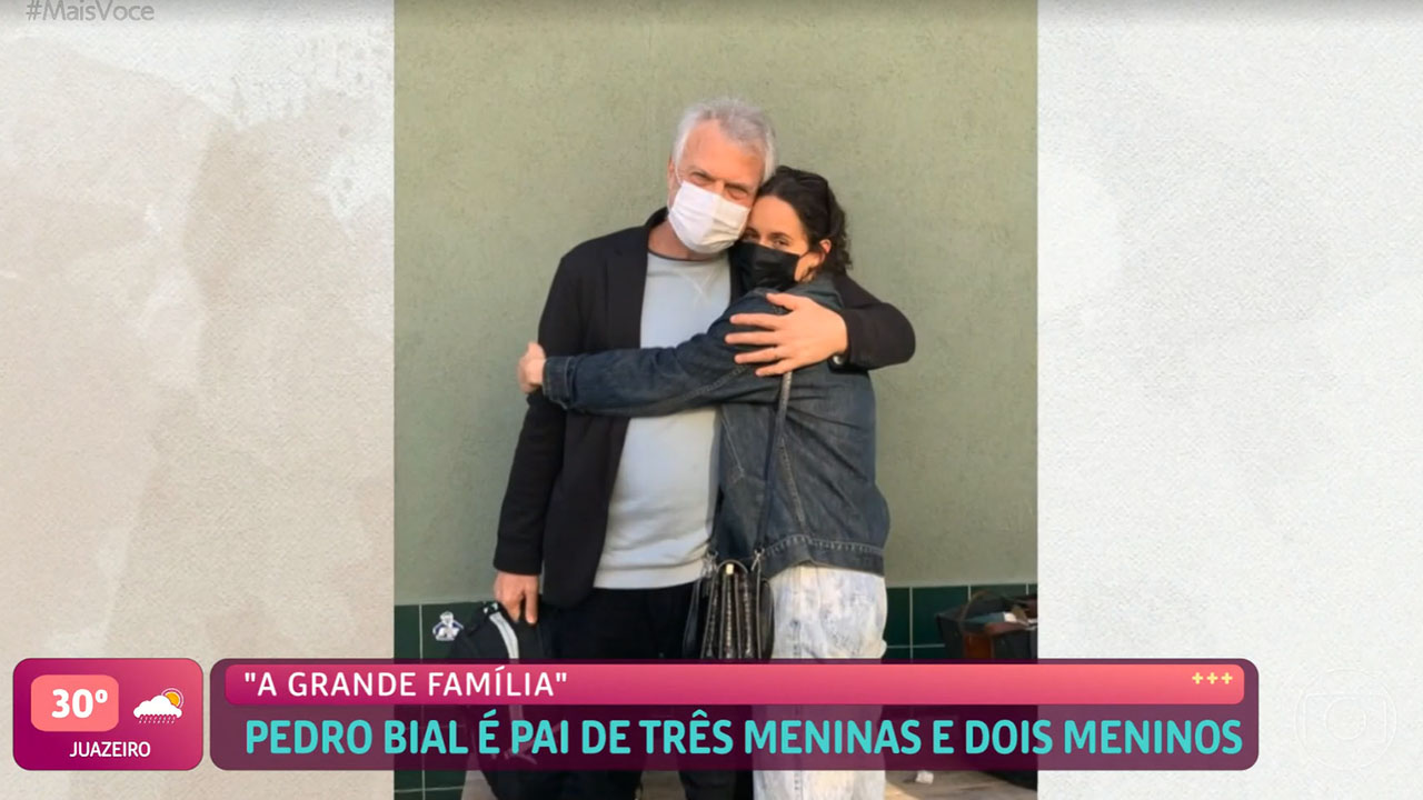 Pedro Bial mostra novas fotos com a esposa e os filhos - Crédito: Reprodução / Globo