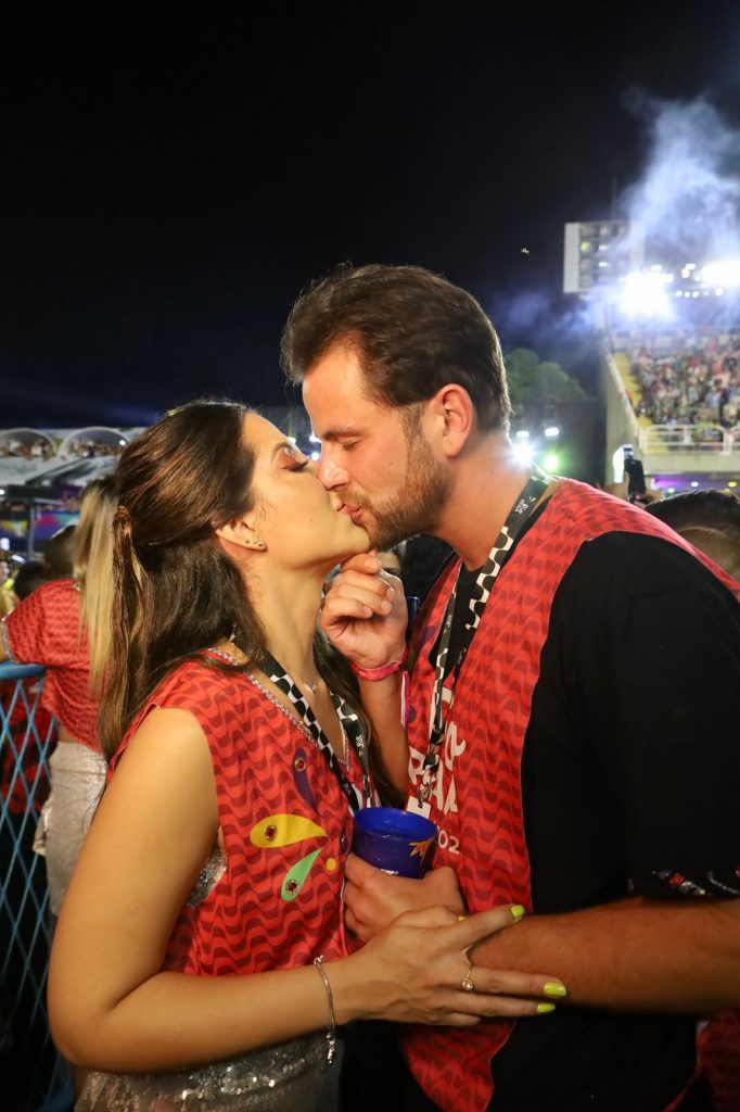 Laís e Gustavo curtem noite de Carnaval - Crédito: RTFotografias / Divulgação