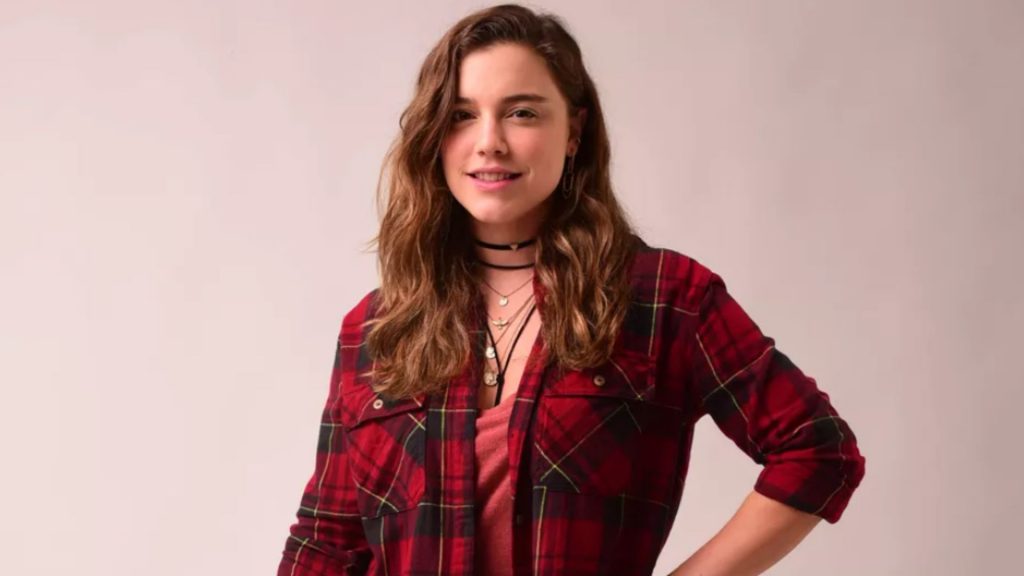 Alice Wegmann como Raissa em 'Rensga Hits!'. Foto: Gleik Suelbe/Globo