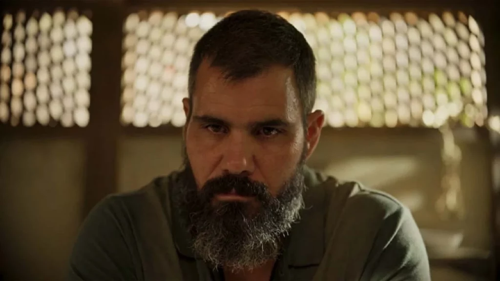 Alcides (Juliano Cazarré) em 'Pantanal' (Foto: Divugação/TV Globo)