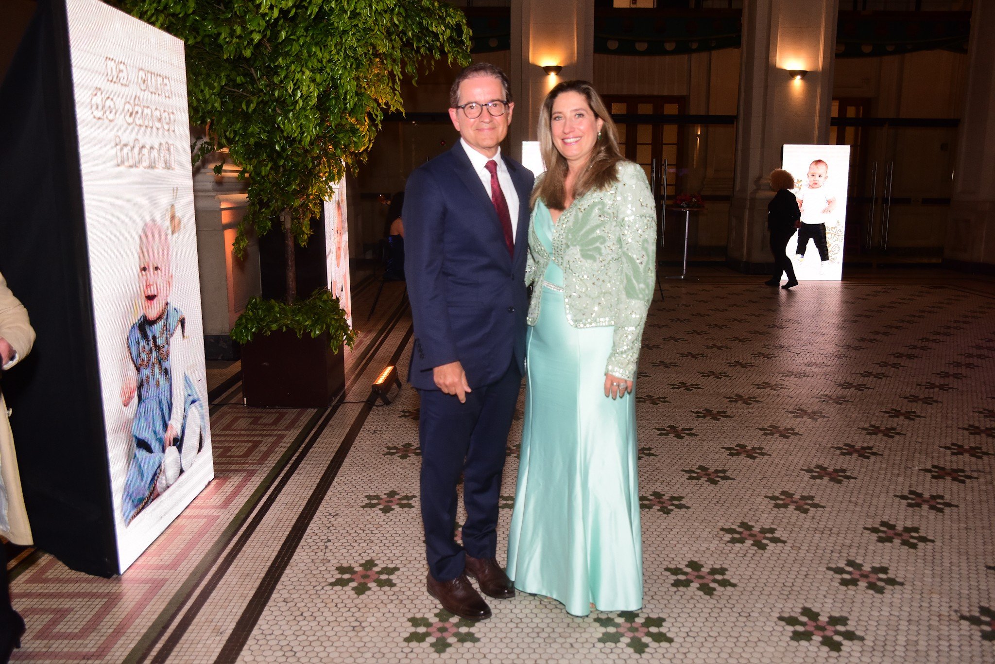 Carlos Tramontina e a esposa, Rosana Gerab Tramontina (Créditos: Leo Franco/Agnews)