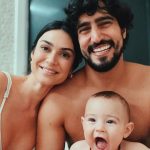 Thaila Ayala e Renato Góes com o filho do casal, Francisco (Reprodução/Instagram)